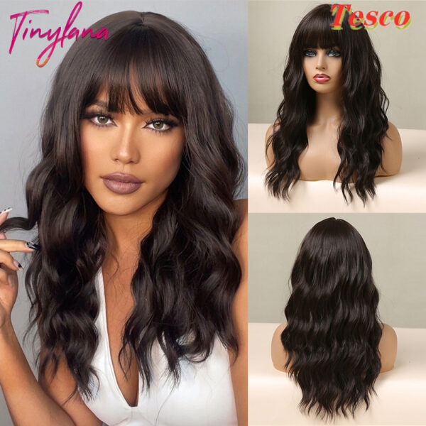 Women Wear Wavy Wigs - Image 8